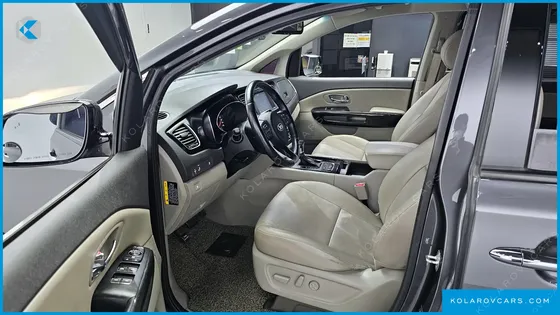 KIA CARNIVAL 9-SEATER PRESTIGE