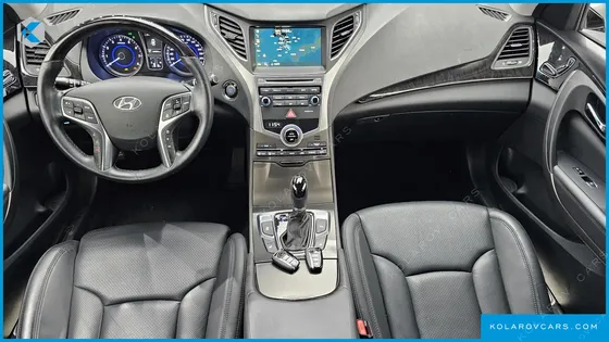 HYUNDAI GRANDEUR HG240 MODERN
