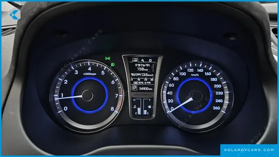 HYUNDAI GRANDEUR HG240 MODERN