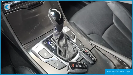 HYUNDAI GRANDEUR HG240 MODERN