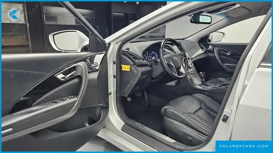 HYUNDAI GRANDEUR HG240 MODERN