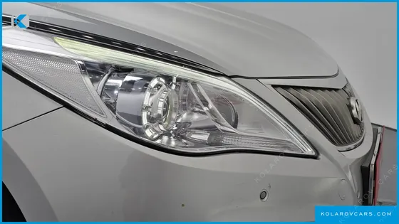 HYUNDAI GRANDEUR HG240 MODERN