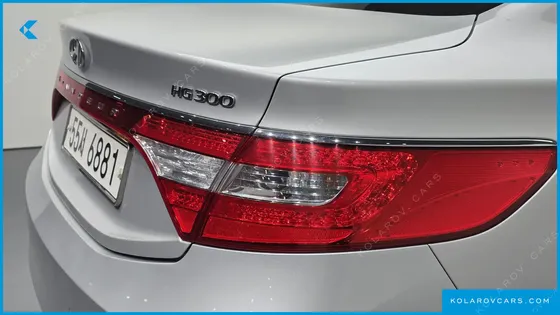 HYUNDAI GRANDEUR HG240 MODERN