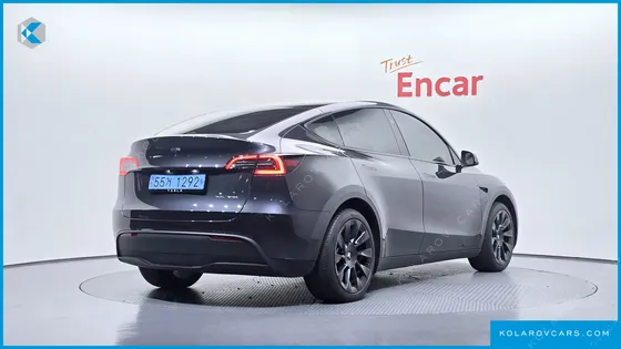 TESLA MODEL Y LONG RANGE AWD