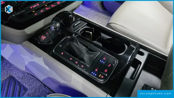 KIA CARNIVAL 9-SEATER PRESTIGE