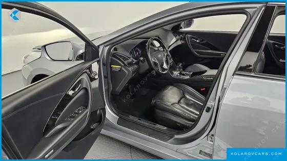 HYUNDAI GRANDEUR HG240 MODERN COLLECTION