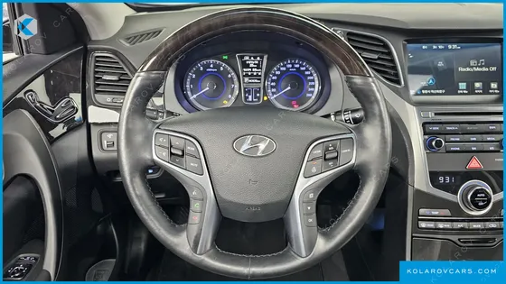 HYUNDAI GRANDEUR HG240 MODERN COLLECTION