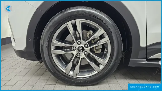 HYUNDAI MAXCRUISE GAS 3.3 4WD