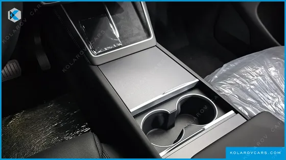 TESLA MODEL Y L LONG RANGE AWD