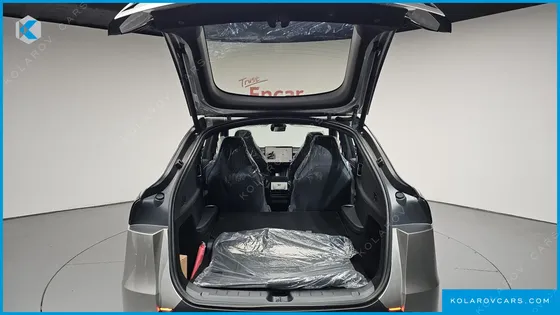 TESLA MODEL Y L LONG RANGE AWD