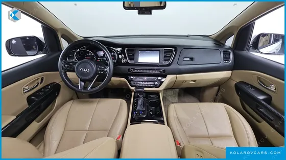 KIA CARNIVAL 9-SEATER NOBLESSE