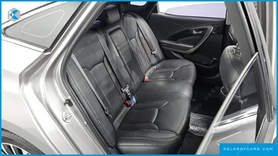 HYUNDAI GRANDEUR HG240 MODERN