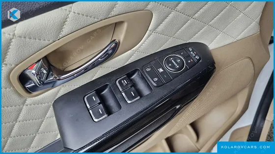 KIA CARNIVAL 9-SEATER HI-LIMOUSINE