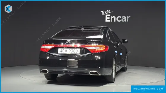 HYUNDAI GRANDEUR HG240 MODERN