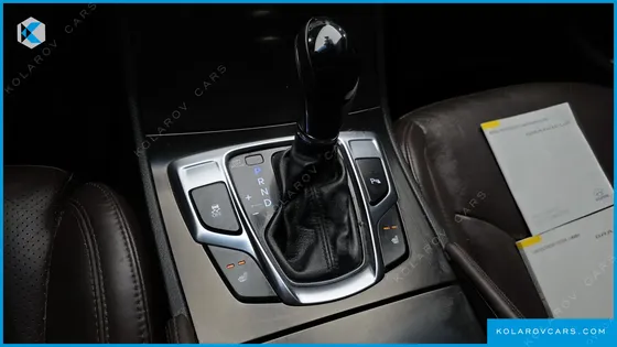 HYUNDAI GRANDEUR HG240 MODERN