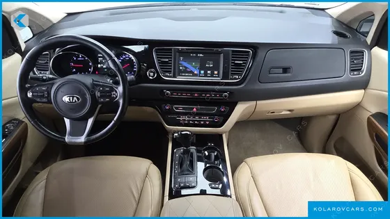 KIA CARNIVAL 9-SEATER HI-LIMOUSINE
