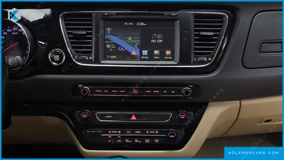 KIA CARNIVAL 9-SEATER HI-LIMOUSINE