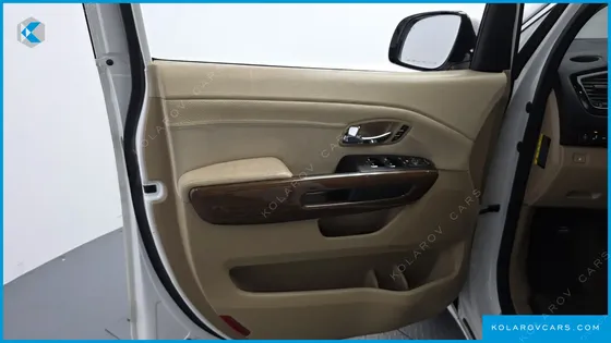 KIA CARNIVAL 9-SEATER HI-LIMOUSINE