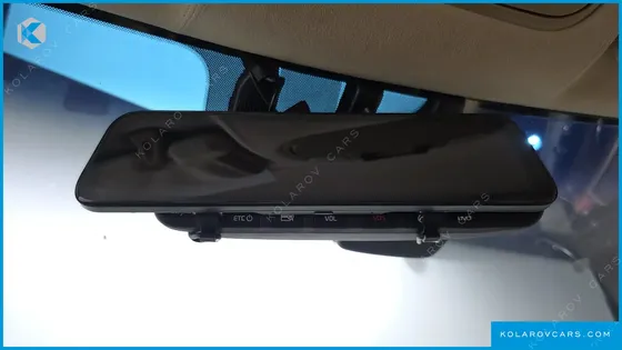 KIA CARNIVAL 9-SEATER HI-LIMOUSINE