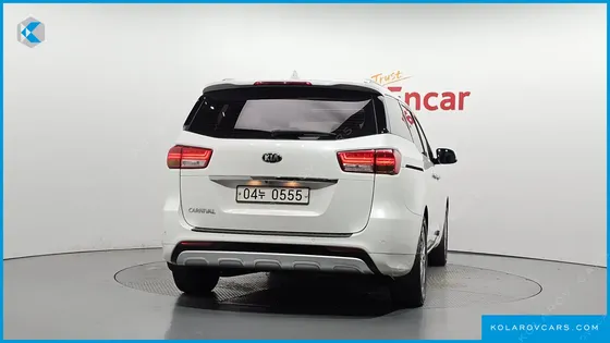 KIA CARNIVAL 9-SEATER PRESTIGE
