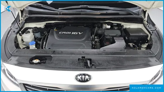 KIA CARNIVAL 9-SEATER PRESTIGE