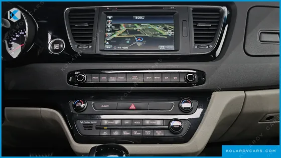 KIA CARNIVAL 9-SEATER PRESTIGE