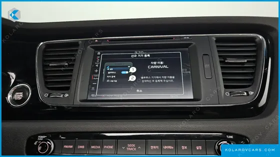 KIA CARNIVAL 9-SEATER PRESTIGE