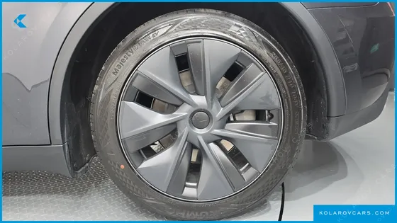 TESLA MODEL Y RWD