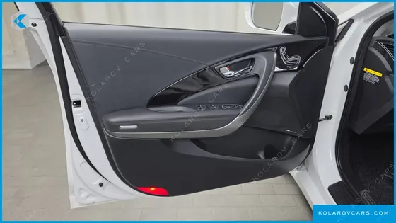 HYUNDAI GRANDEUR HG240 MODERN COLLECTION