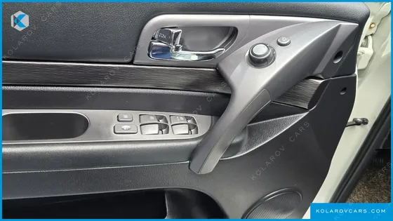 KGM - SSANGYONG KORANDO 4WD RX 9-SEATER