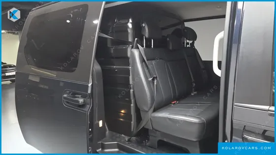 HYUNDAI STARIA L3.5 CARGO 5-SEATER