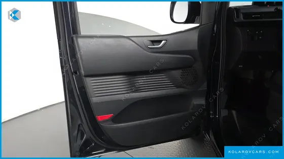 HYUNDAI STARIA L3.5 CARGO 5-SEATER