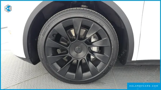 TESLA MODEL Y LONG RANGE AWD