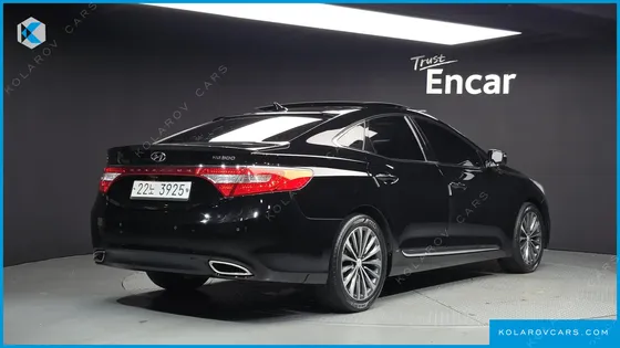 HYUNDAI GRANDEUR HG240 MODERN