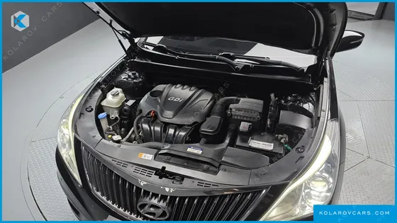 HYUNDAI GRANDEUR HG240 MODERN