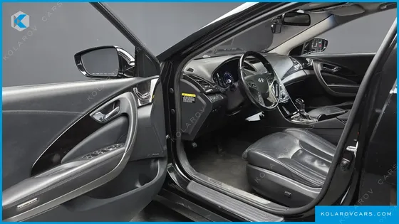 HYUNDAI GRANDEUR HG240 MODERN