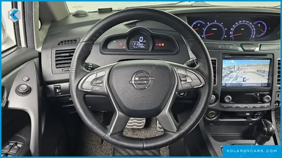 KGM - SSANGYONG KORANDO 4WD TX 9-SEATER