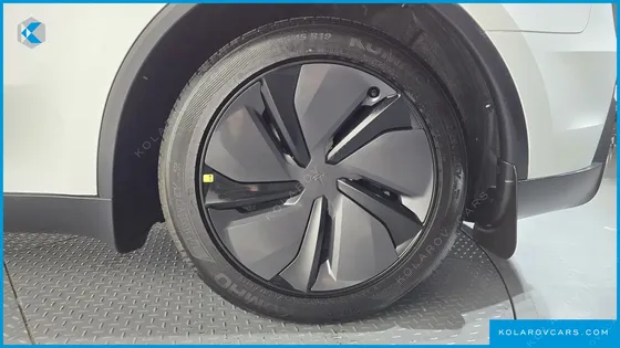 TESLA MODEL Y PREMIUM RWD