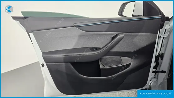 TESLA MODEL Y PREMIUM RWD