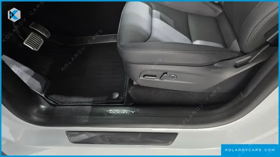 TESLA MODEL Y PREMIUM RWD