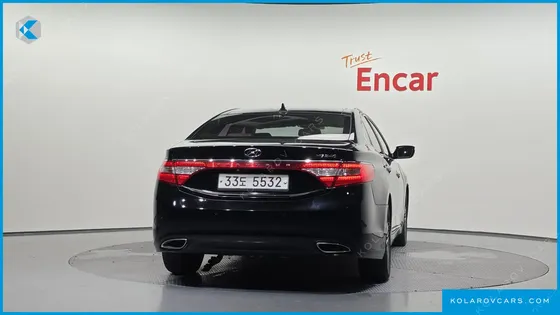HYUNDAI GRANDEUR HG240 LUXURY