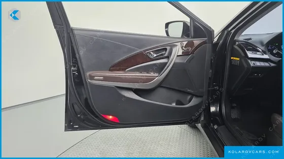 HYUNDAI GRANDEUR HG240 LUXURY