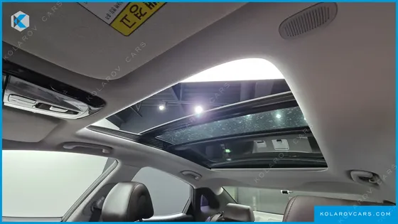 HYUNDAI GRANDEUR HG240 LUXURY