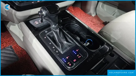 KIA CARNIVAL 9-SEATER PRESTIGE