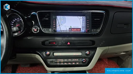 KIA CARNIVAL 9-SEATER PRESTIGE