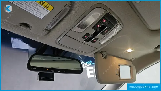 KIA CARNIVAL 9-SEATER PRESTIGE