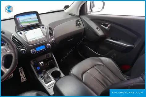 HYUNDAI TUCSON DIESEL(E-VGT) 2WD
