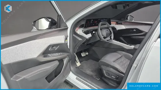 PEUGEOT 3008 1.2 HYBRID GT