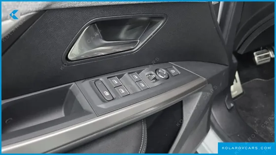 PEUGEOT 3008 1.2 HYBRID GT
