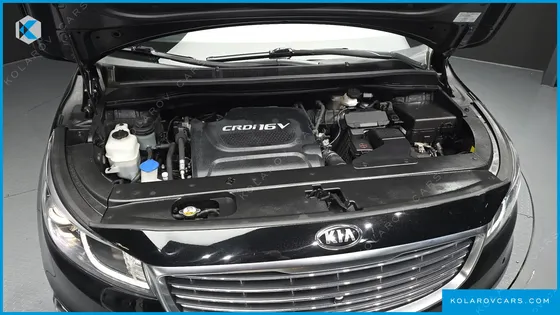 KIA CARNIVAL 9-SEATER NOBLESSE